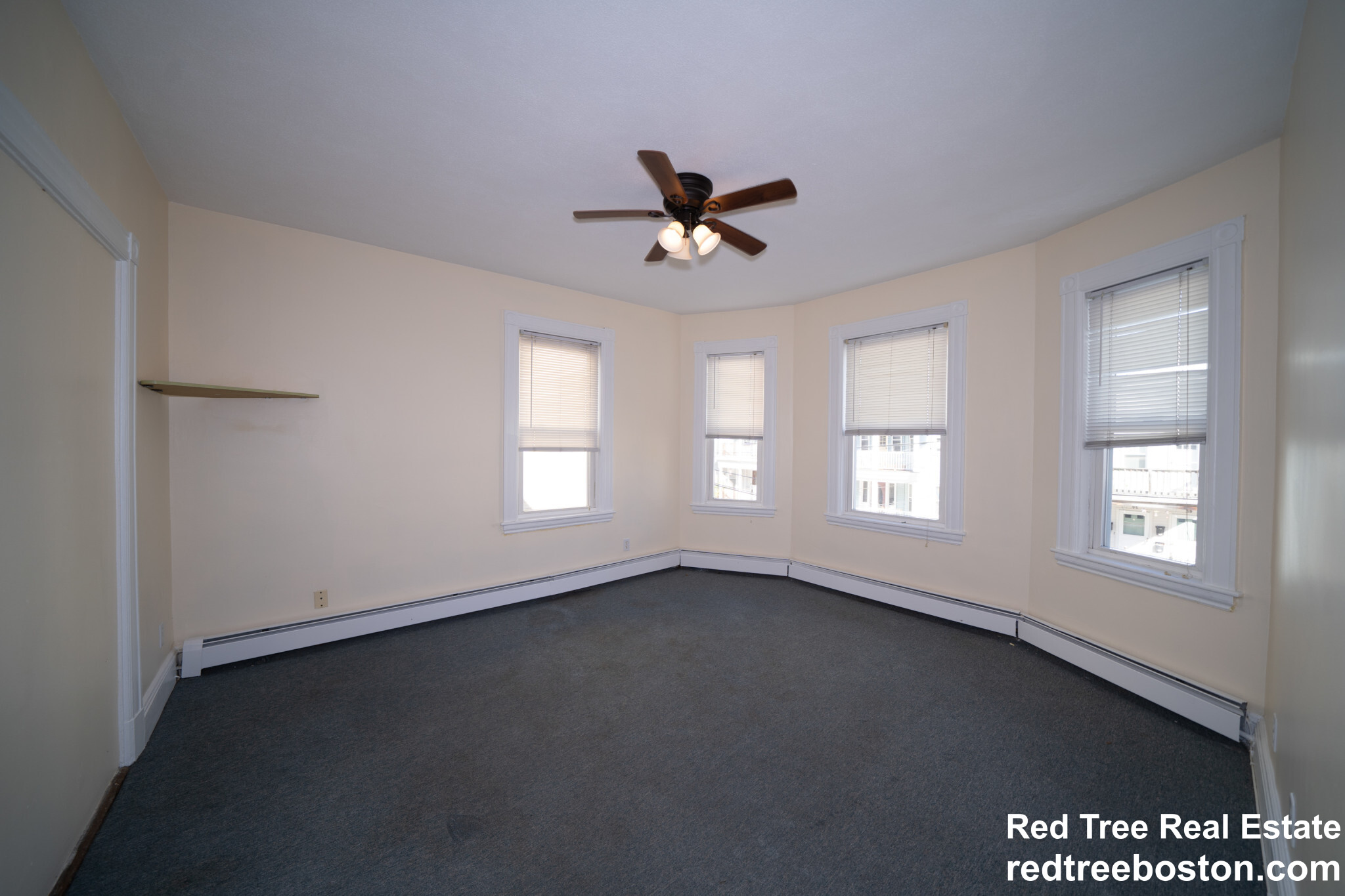 40 Brackett St, Oak Square