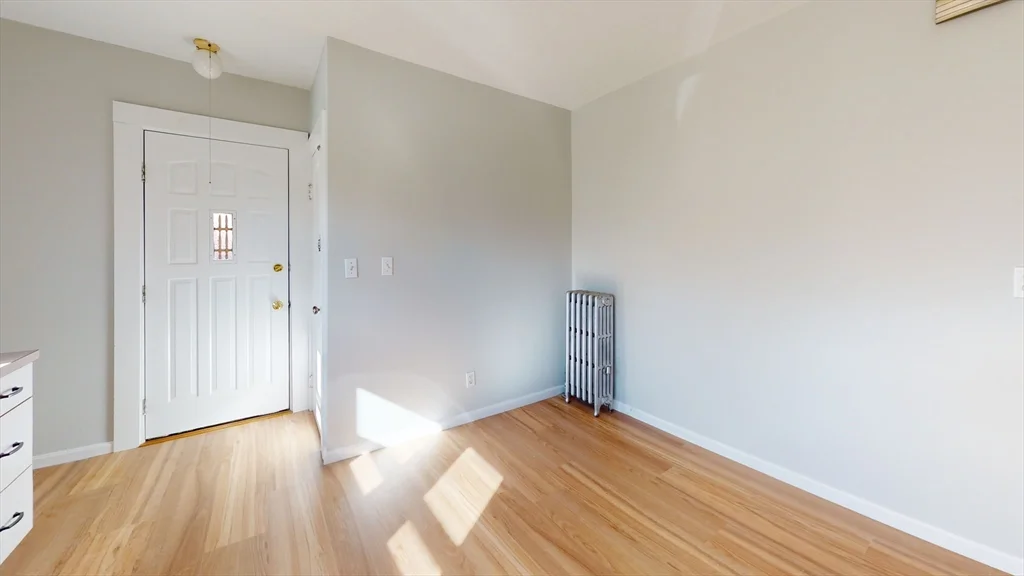 897 Canterbury St, Roslindale