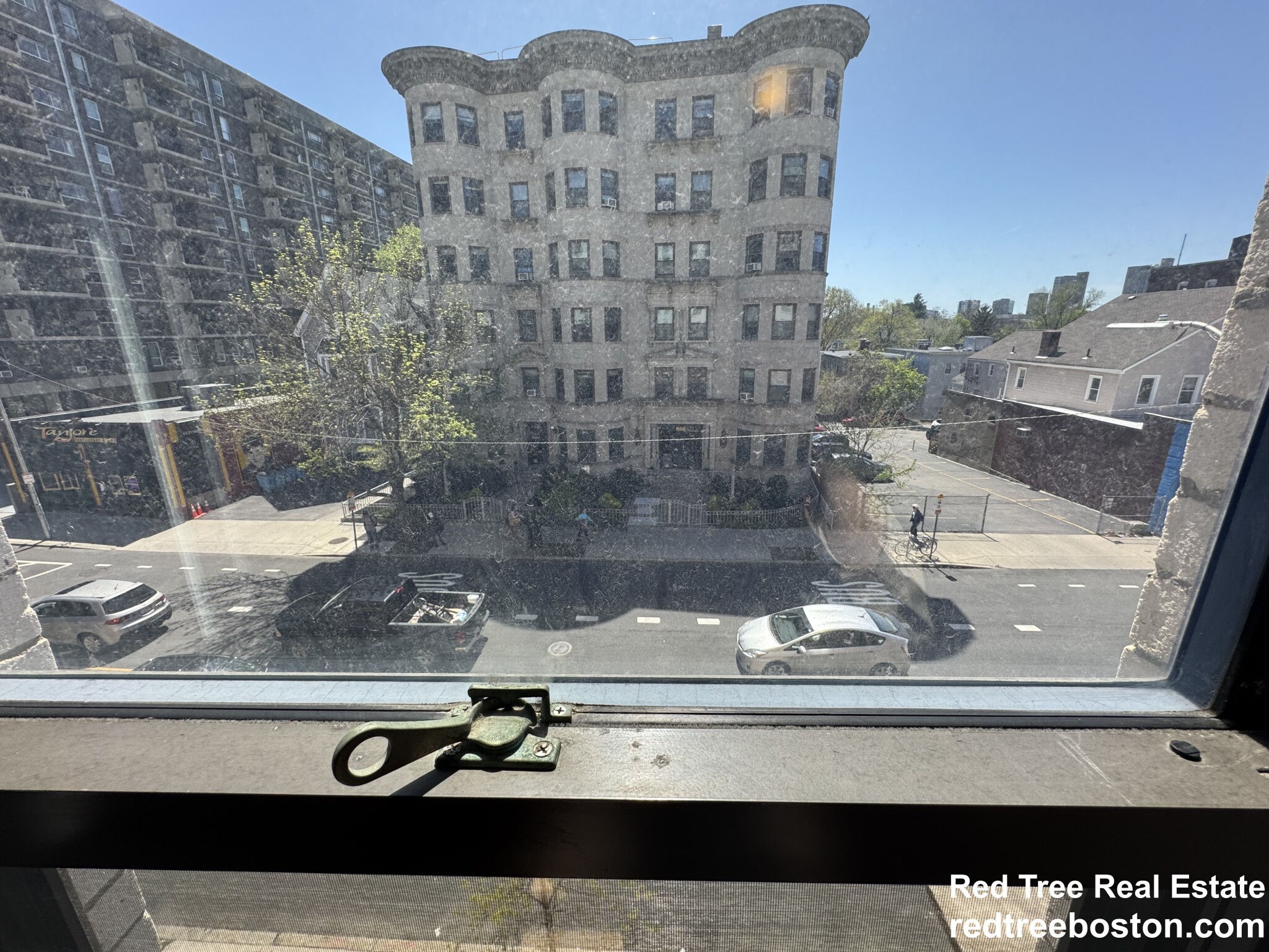 885 Massachusetts Ave, Mid Cambridge