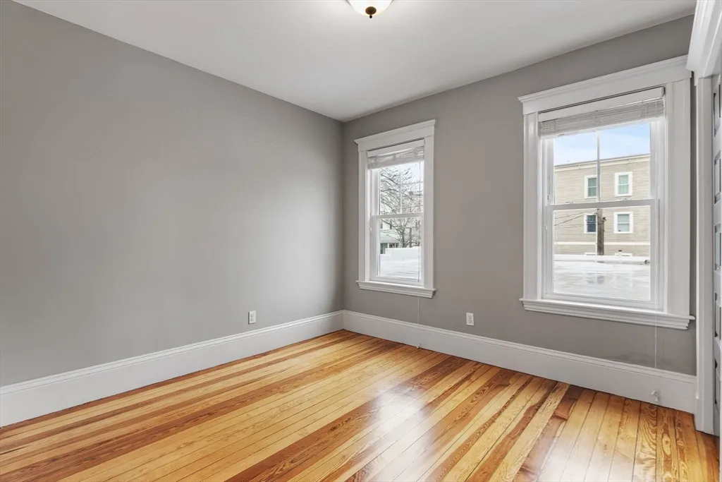 22 Clarendon Ave, Teele Square