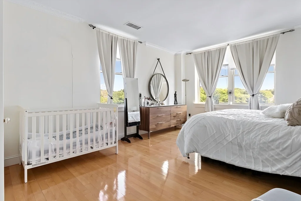 323 Boylston St, Brookline Village
