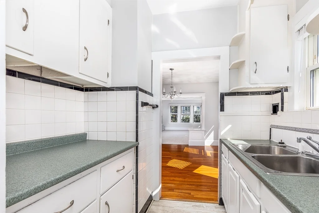 46 Burpee Rd, Swampscott