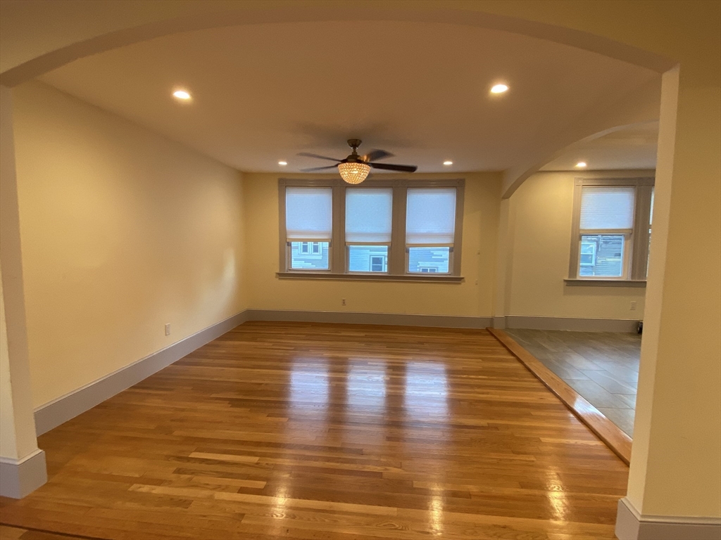 99 Walnut St, Malden