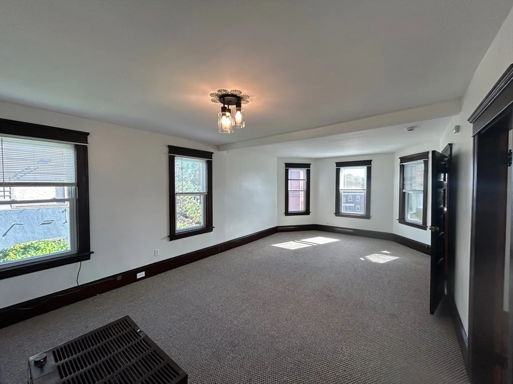 31 Chrome, Worcester