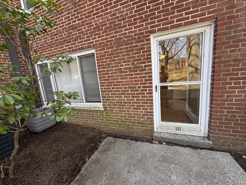 531 Vfw Pkwa, Chestnut Hill