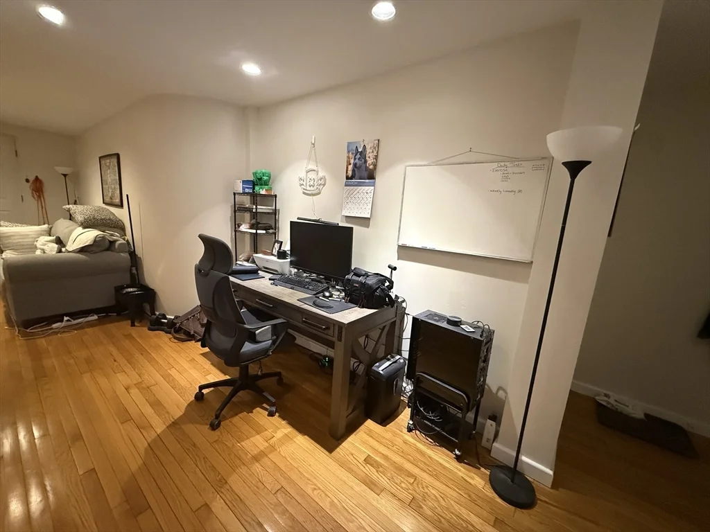 18-20 E Springfield St, South End