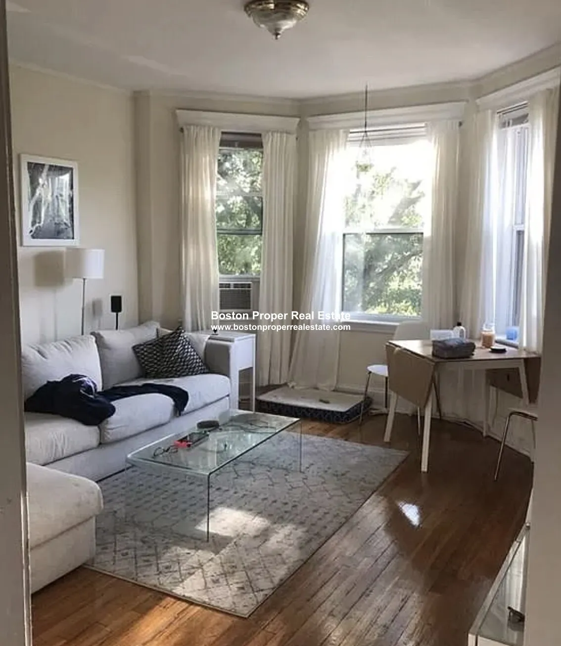 360 Riverway, Mission Hill