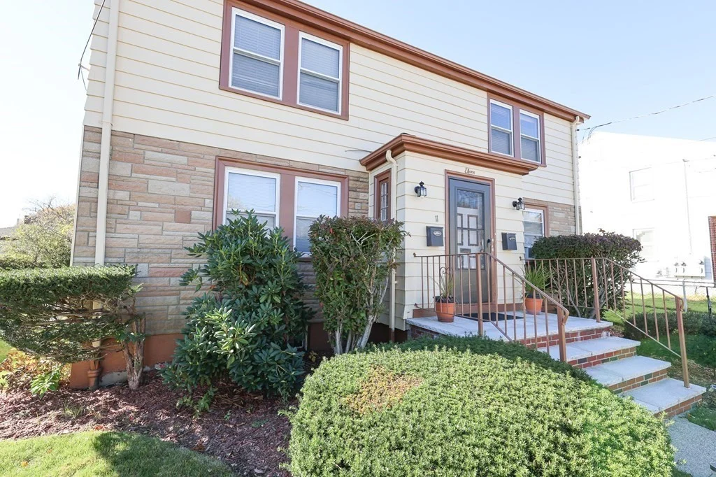 11 Cragmere Ter, Mattapan