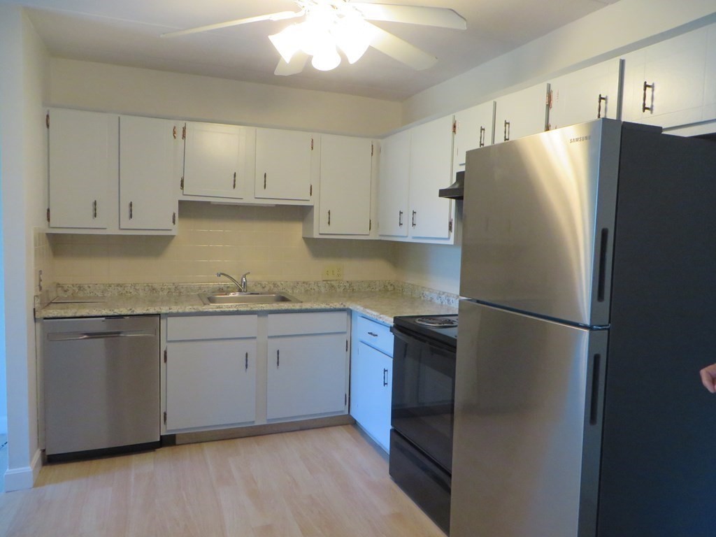 10 Main St, Framingham Center