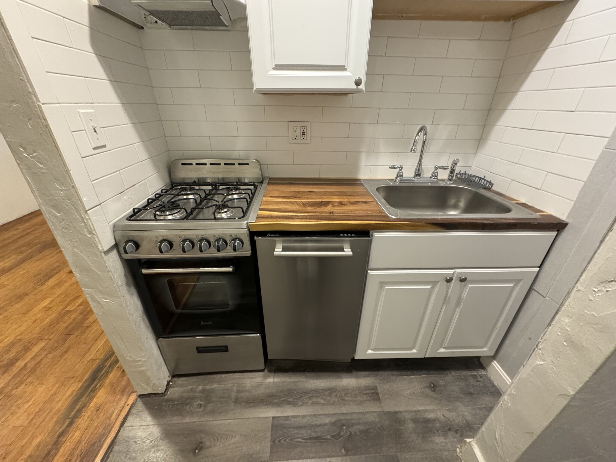 34 Anderson, Beacon Hill