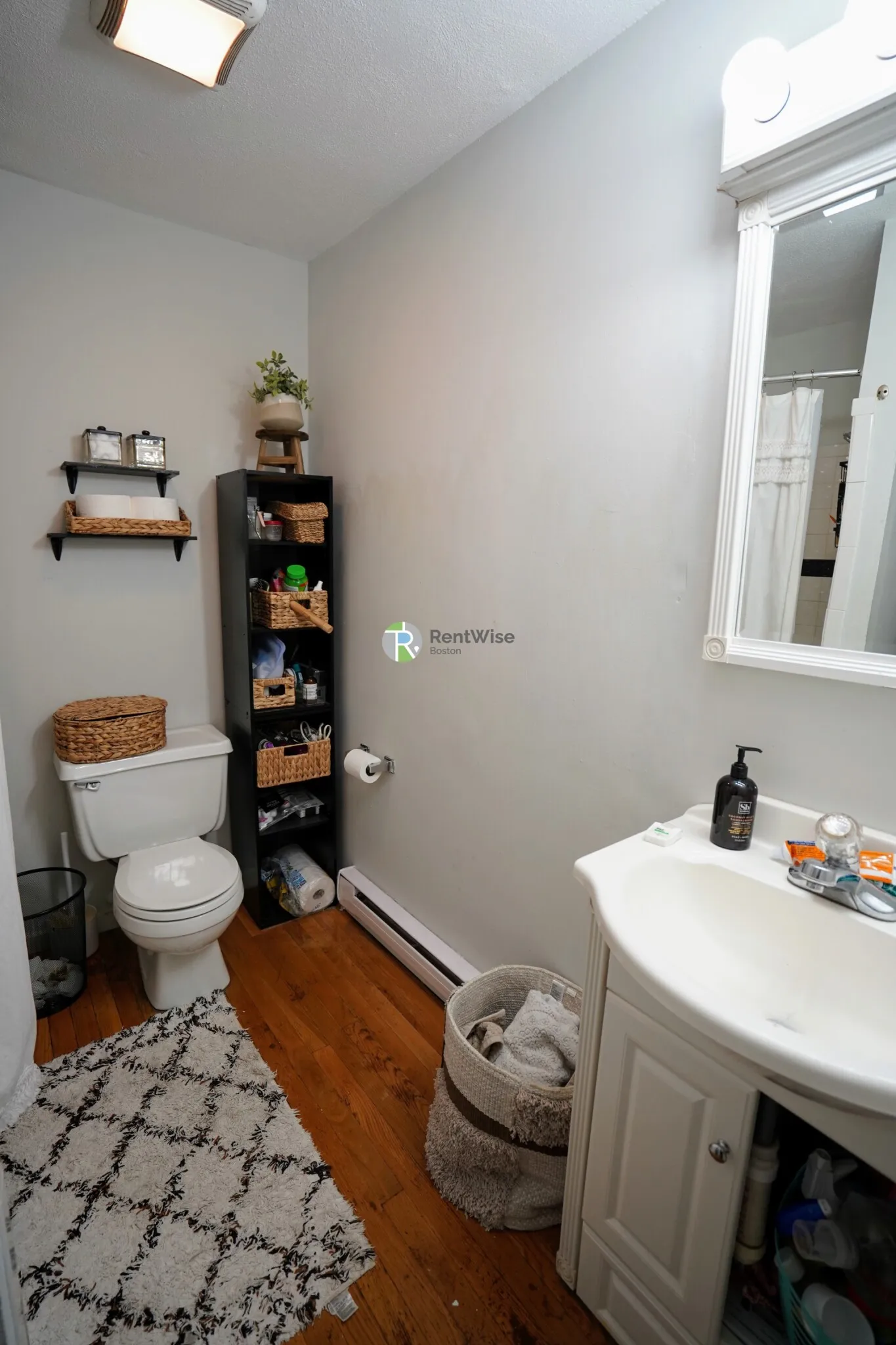4 Schrepel Pl, South Boston