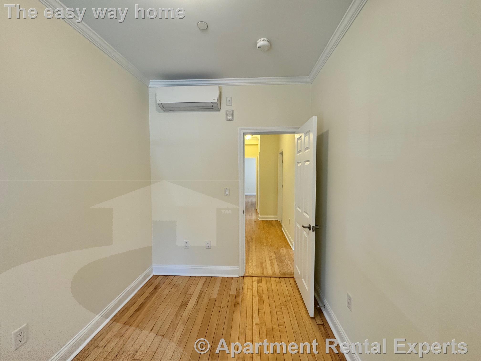 65 Langdon St, Harvard Square