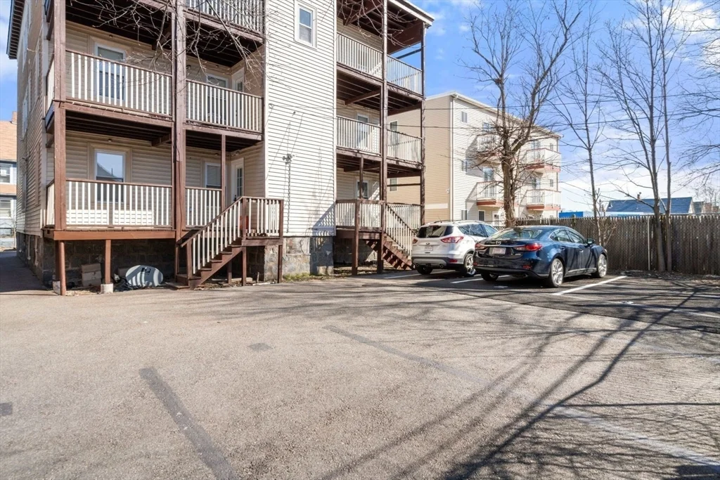 10 Centre Ave, Dorchester