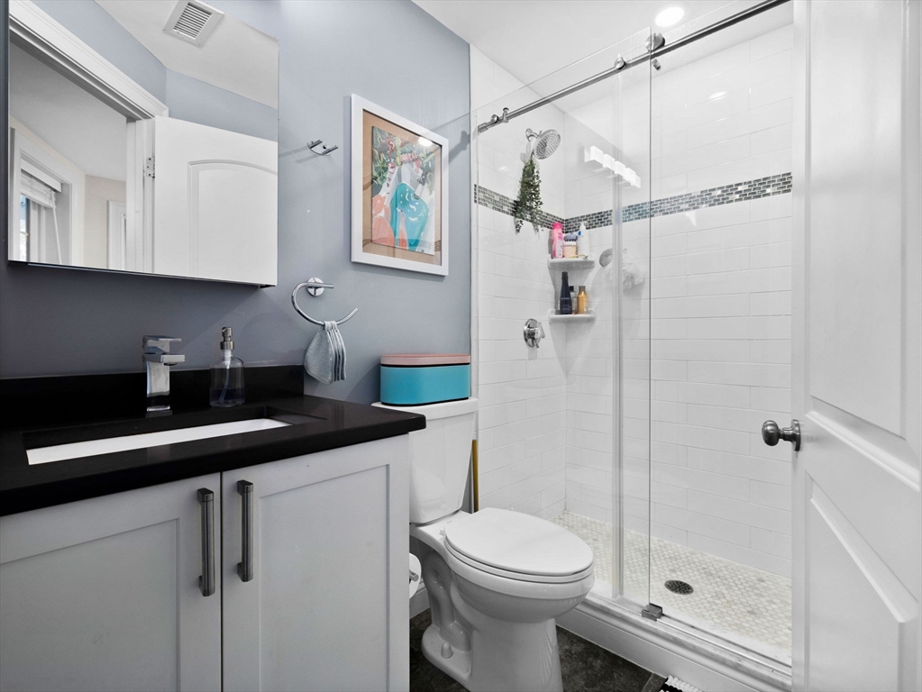 22 Otis St, Somerville