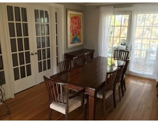 119 York Ter, Coolidge Corner