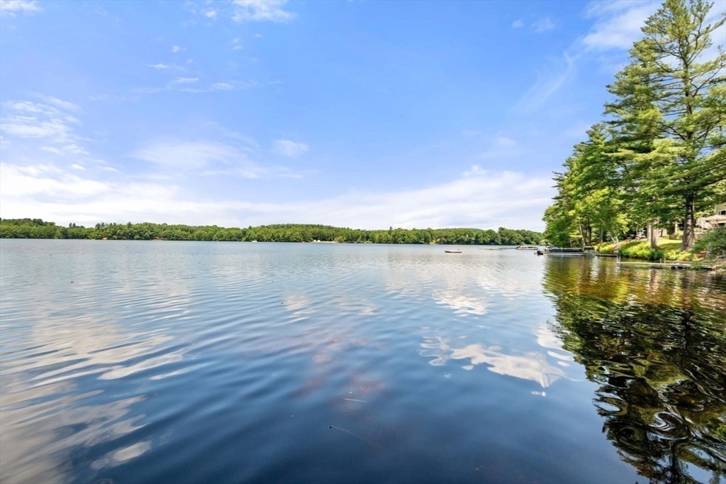 2 Deer Run, Littleton