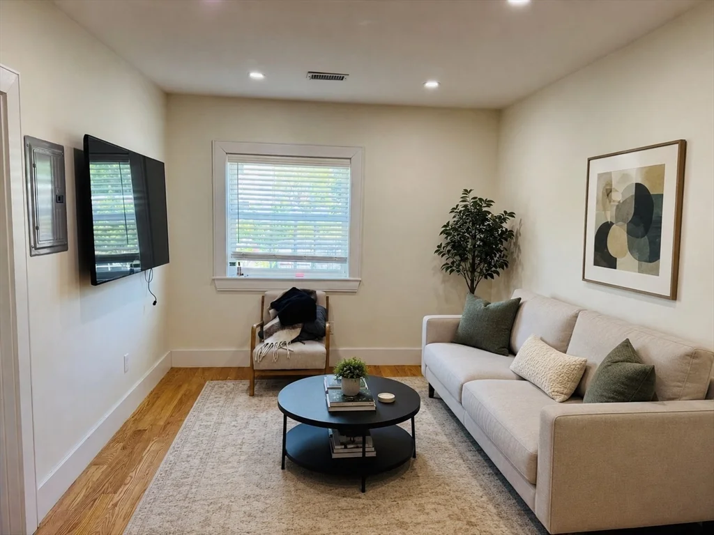 46 Broadway, East Somerville