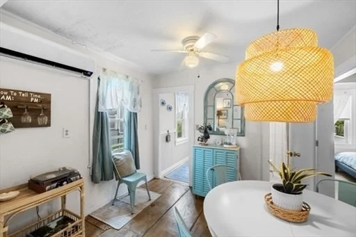 13B Hathaway, Fairhaven