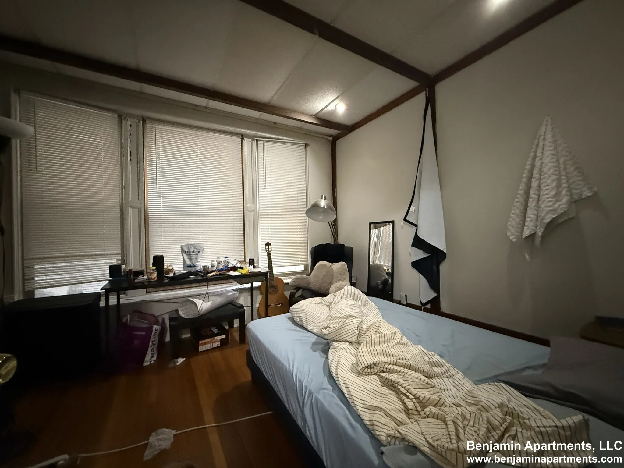 879 Beacon St, Fenway