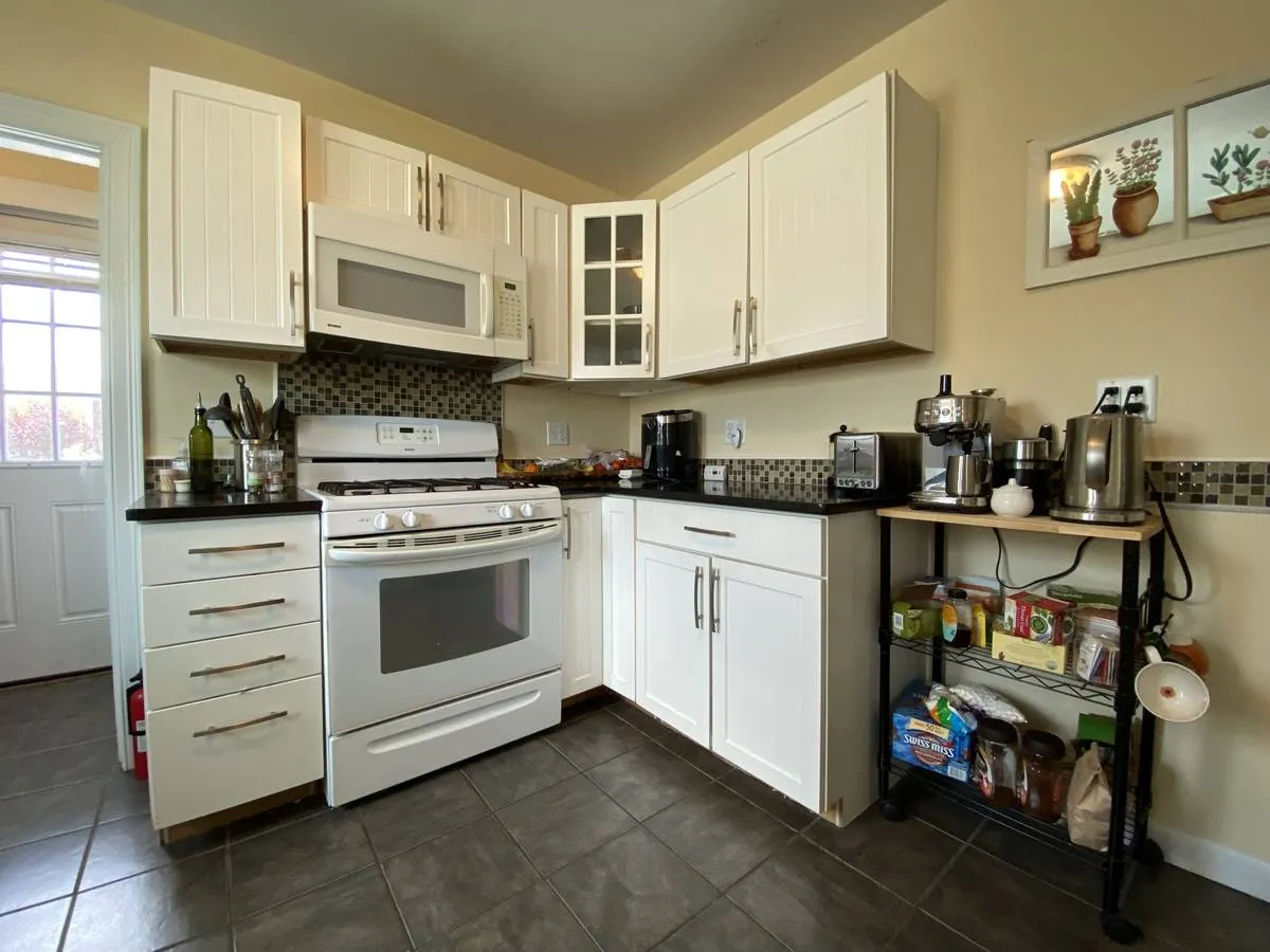 2 Vassar St, South Medford