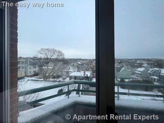 175 Beacon St, Ward Two