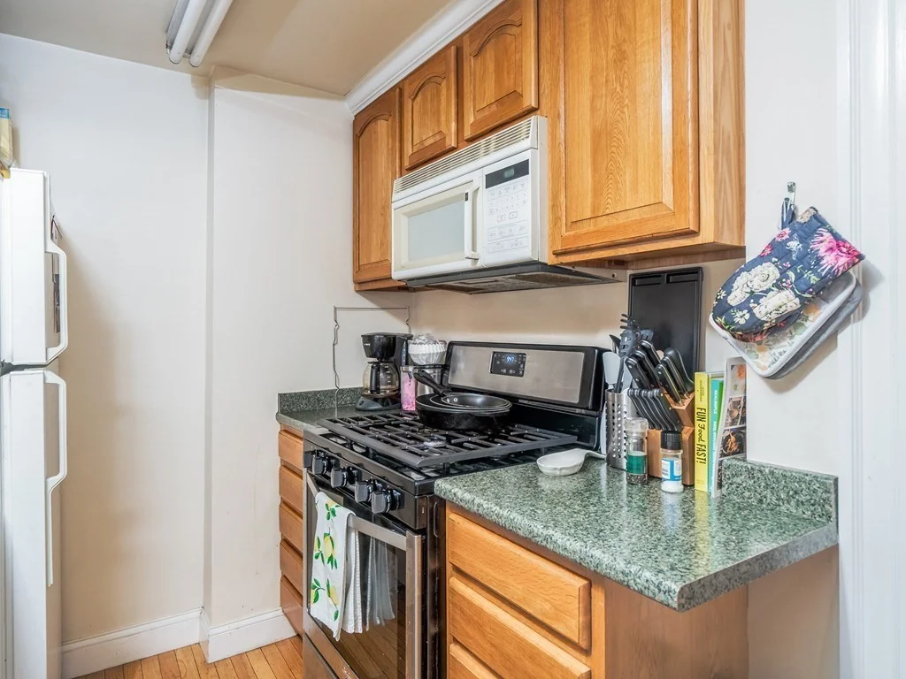 546 East 8th St, South Boston