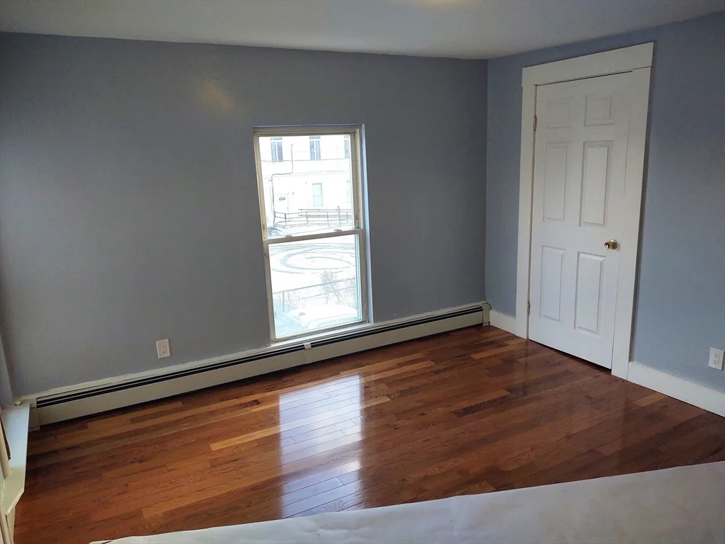 96 Pleasant St, Marlborough