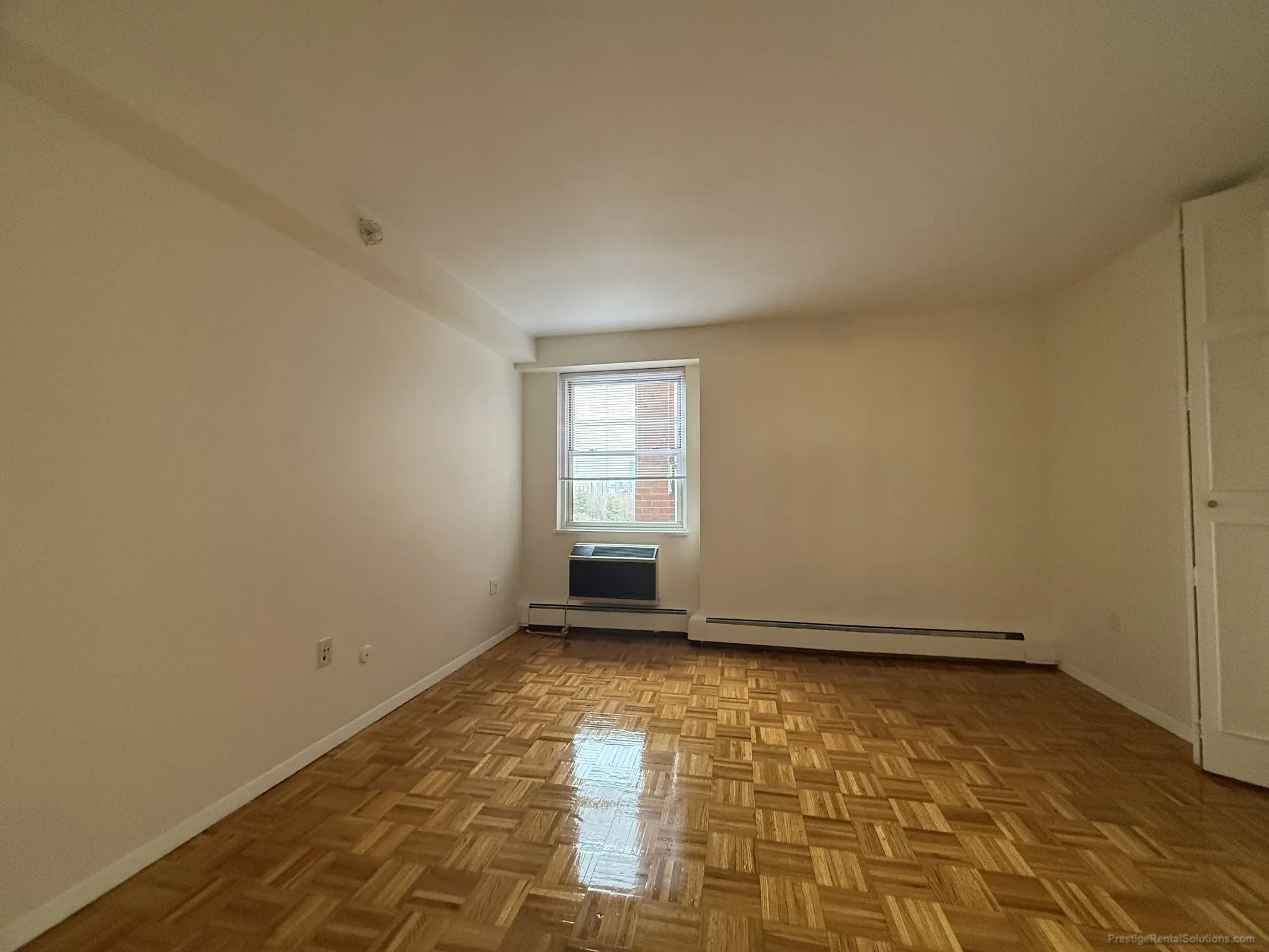 175 Freeman St, North Brookline