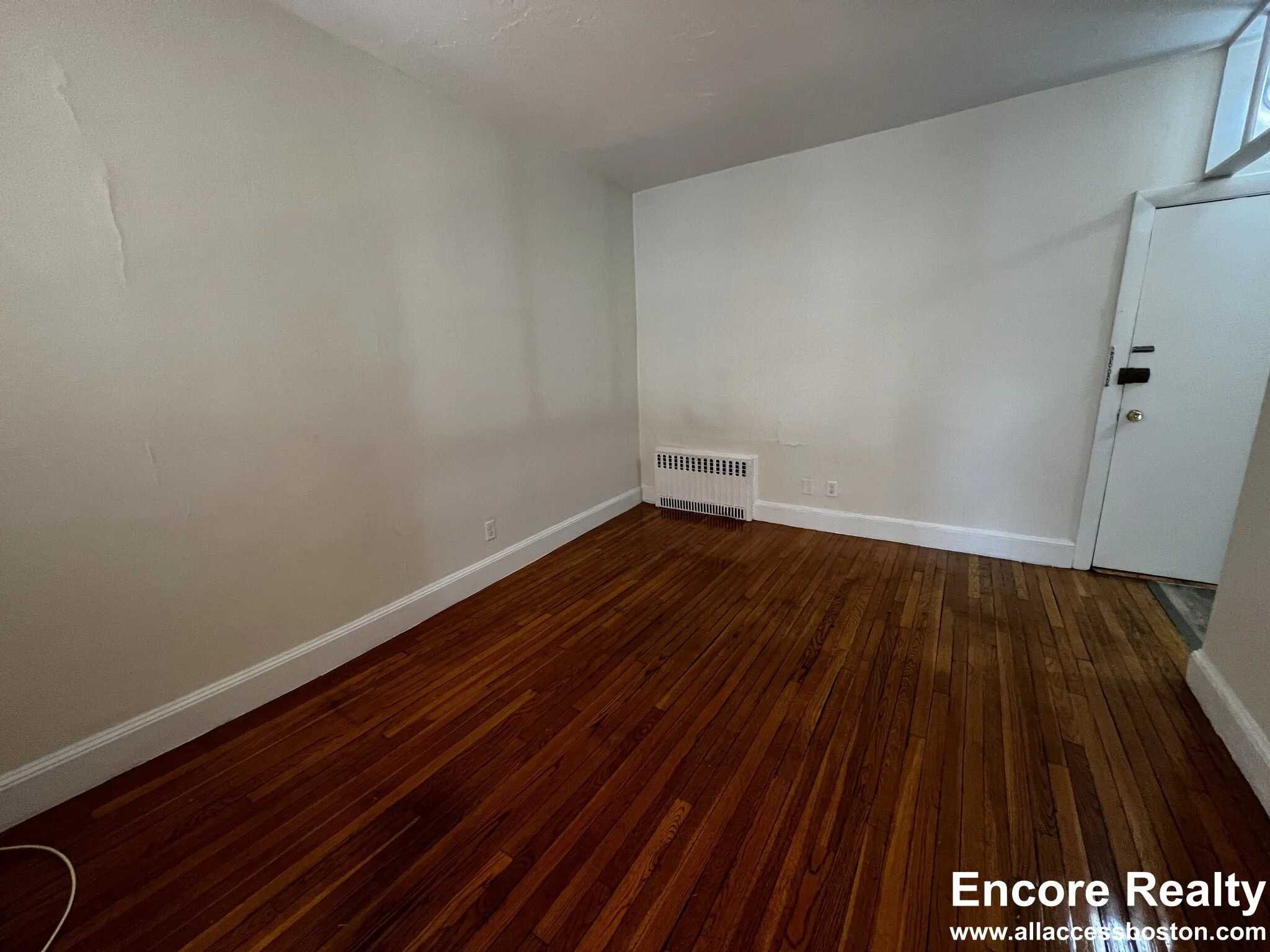 33 Lancaster Ter, Corey Hill