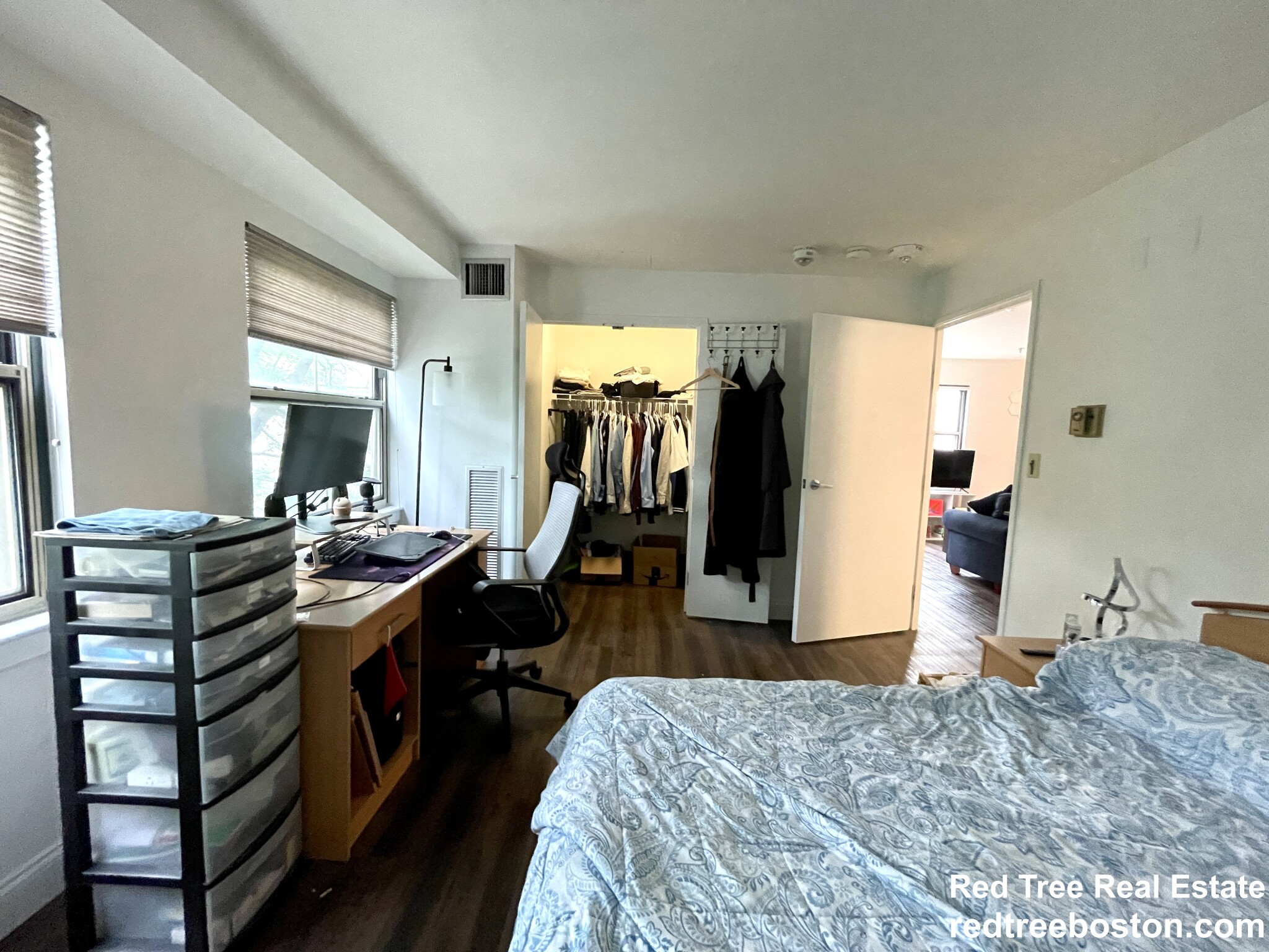 888 Washington St, Chinatown