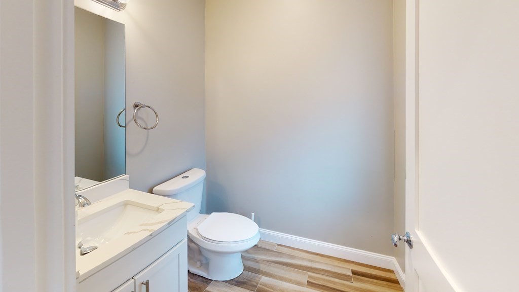 329 Shirley, Winthrop