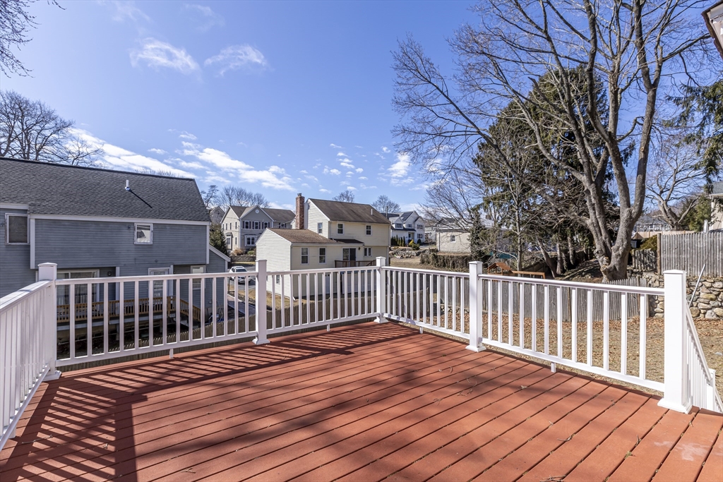 270 Cross St, Winchester