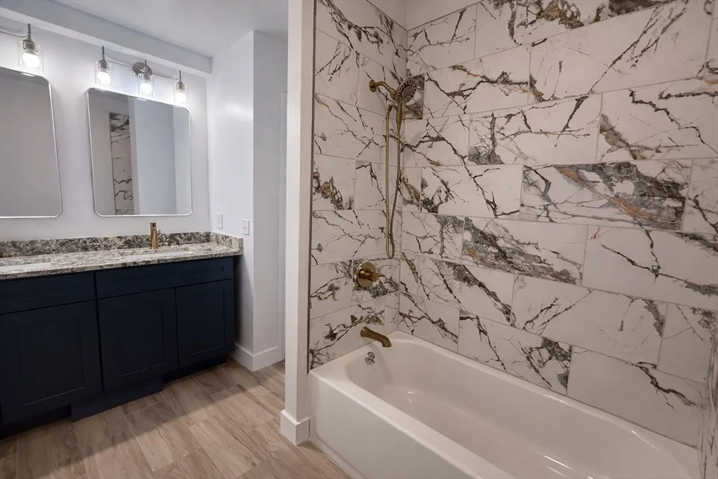 29 Catherine St, Roslindale