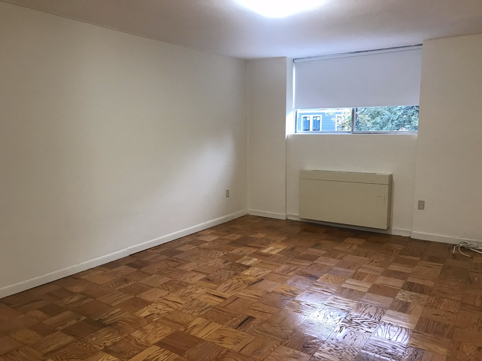 101 Monmouth St, Longwood