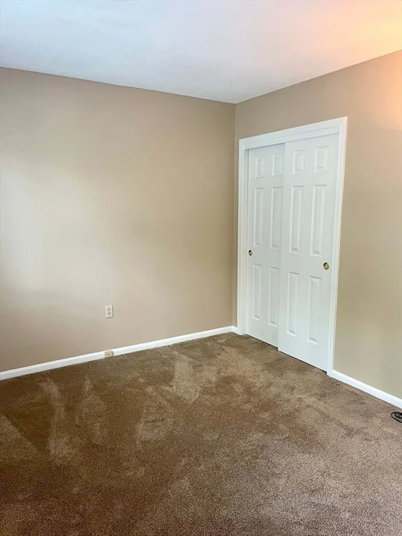 58 Heather Ct, Nashua