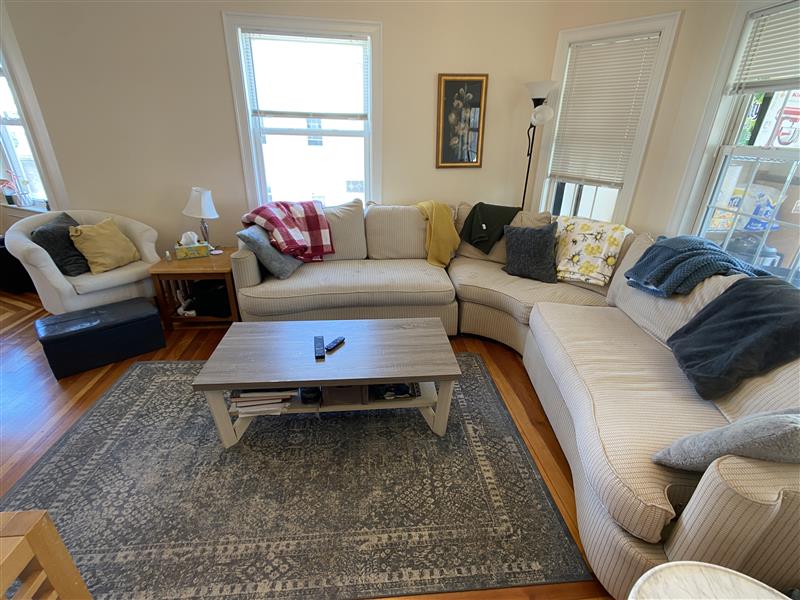 107 Yale St, South Medford