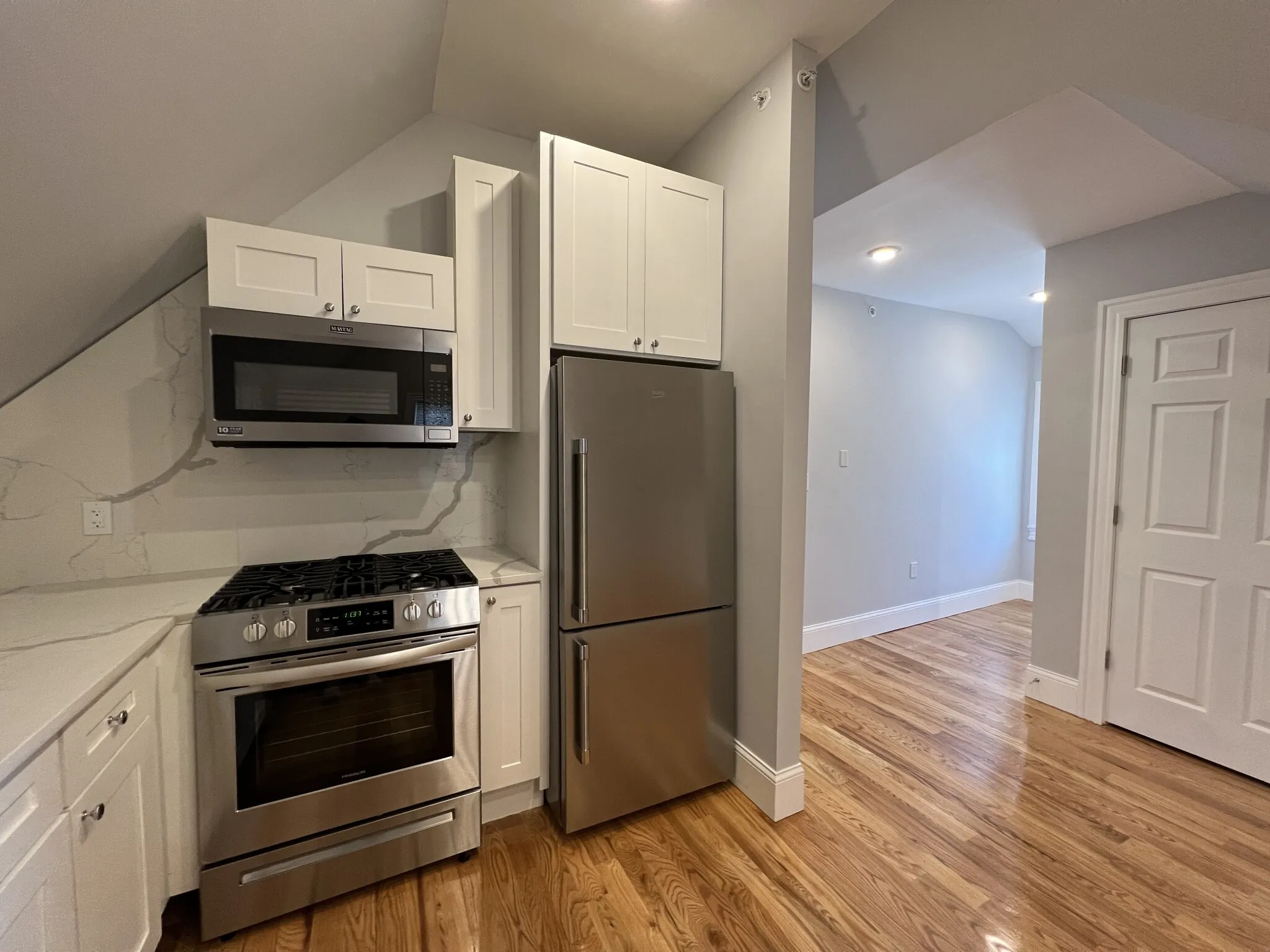 158 Morrison Ave, Powder House Square