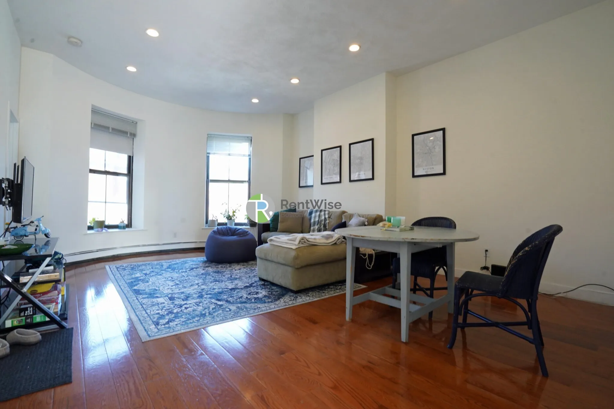 525 Massachusetts Ave, Roxbury