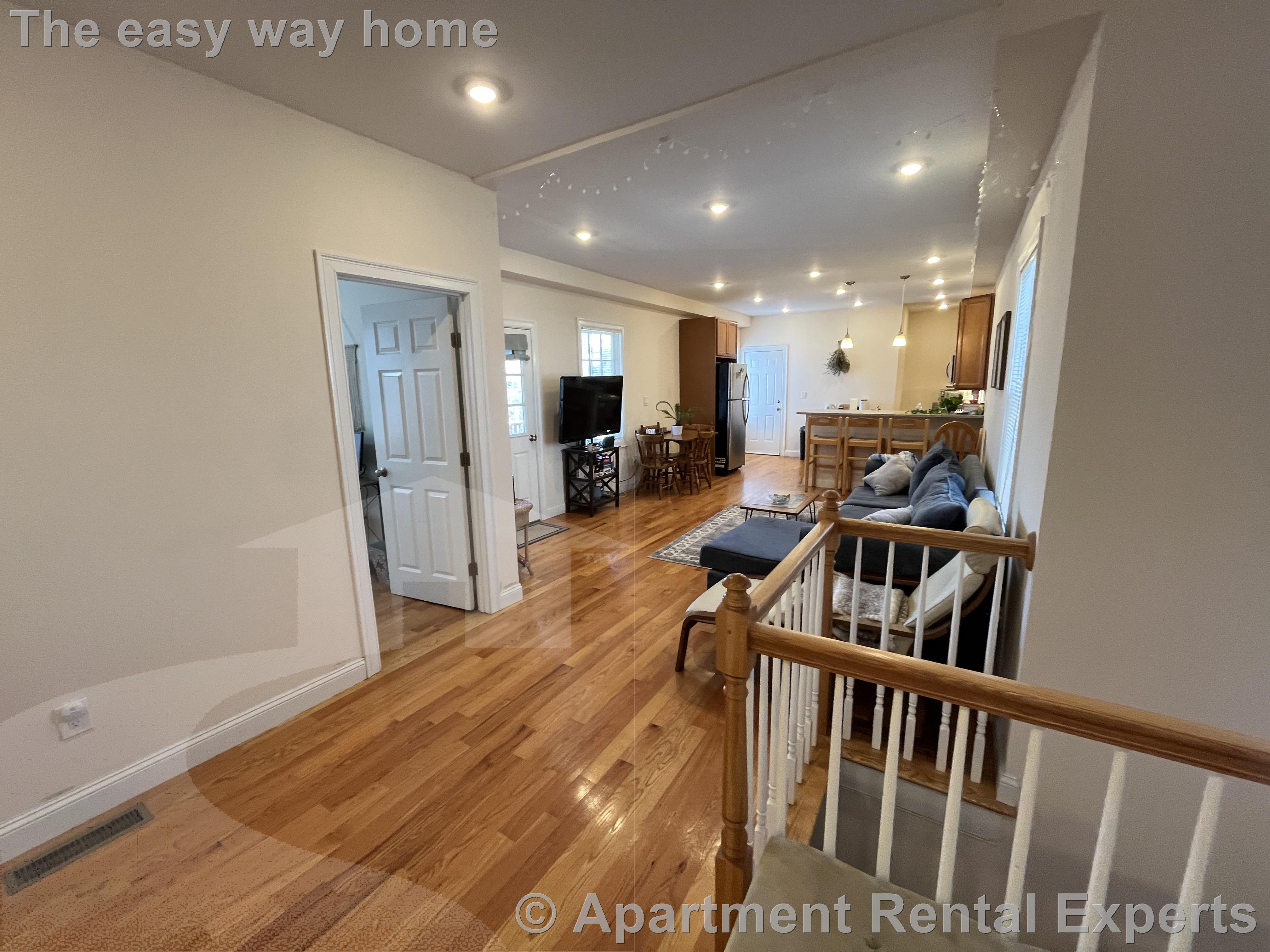 14 Flint St, East Somerville