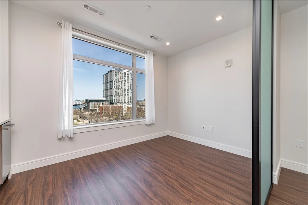 99 Sumner St, East Boston