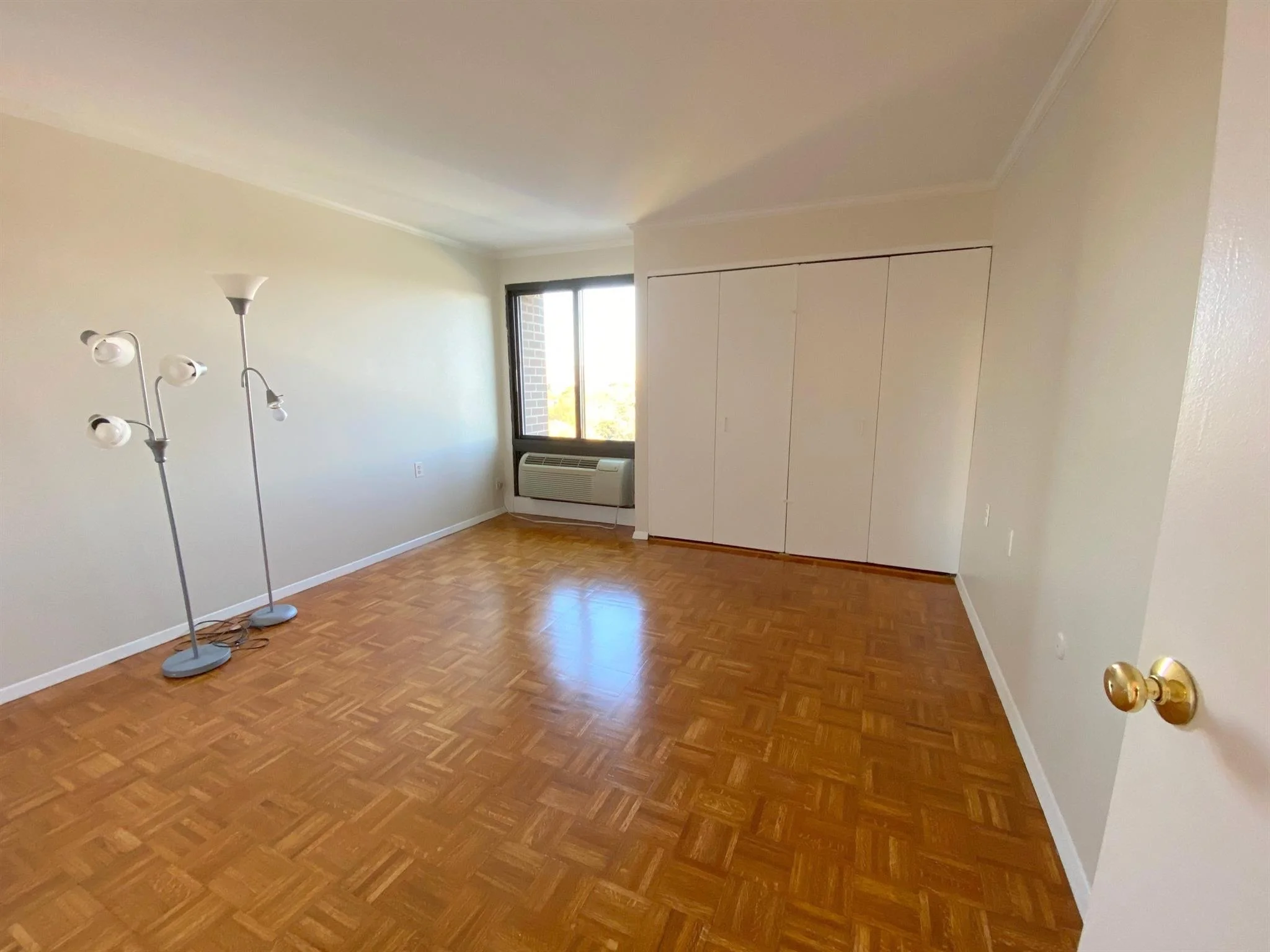 1105 Massachusetts Ave, Harvard Square