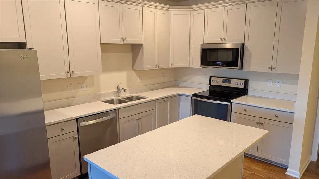 110 Trotter Rd, Weymouth