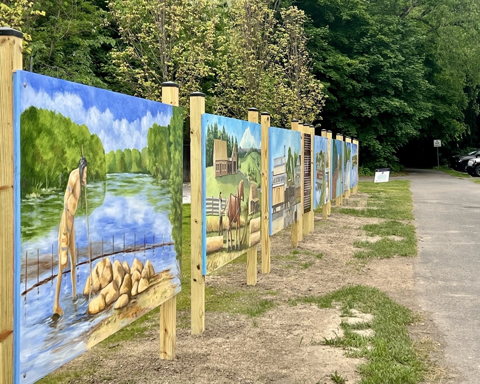 103 Main St, Pepperell