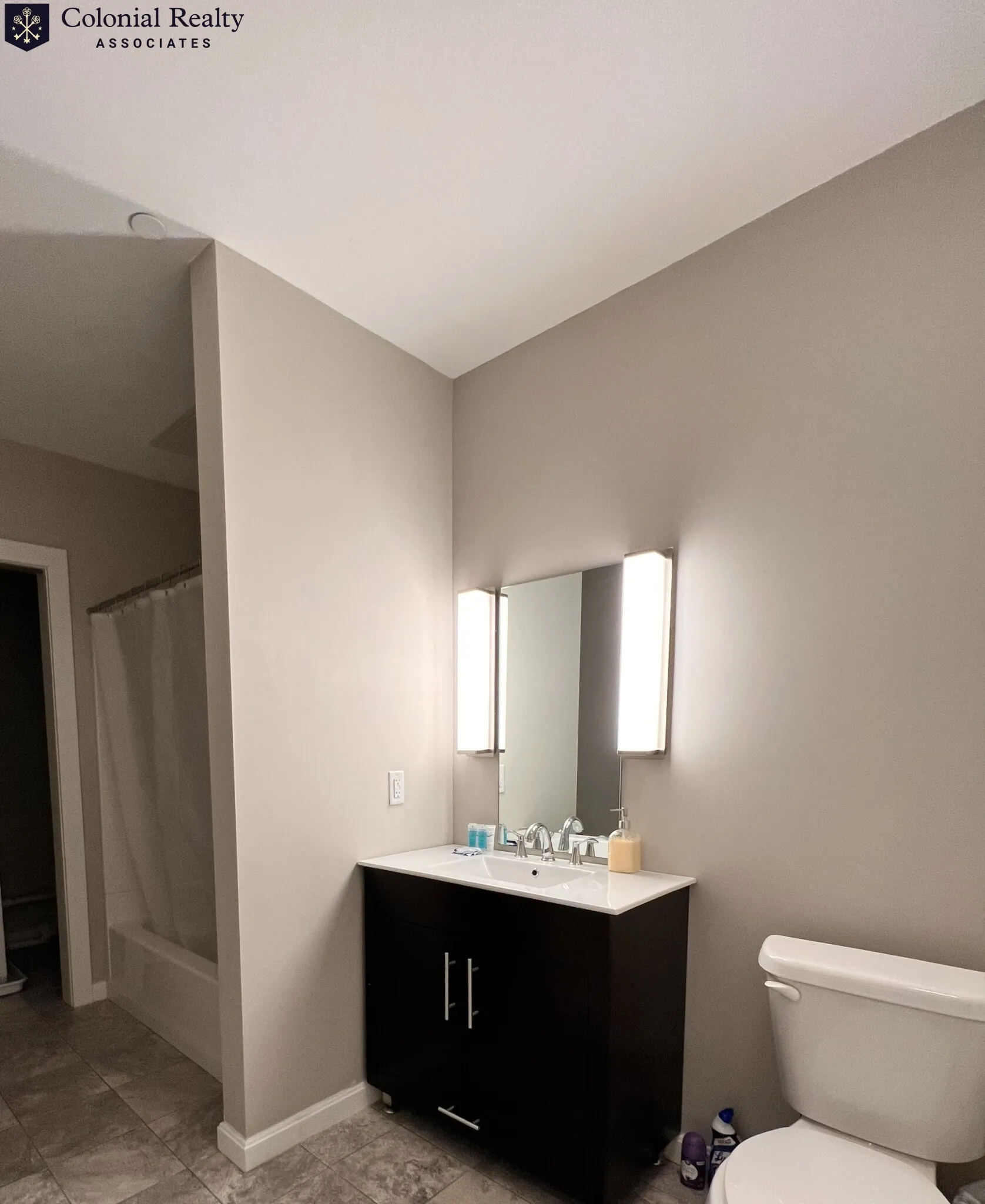 1505 Commonwealth Ave, Brighton