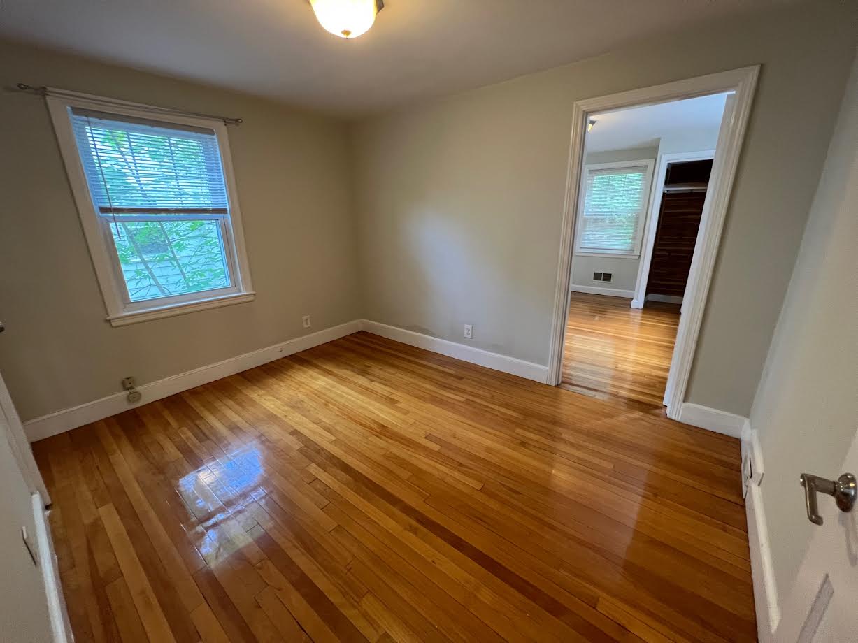 28 Glenellen Rd, West Roxbury