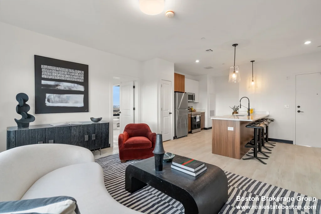 600 Broadway, South Boston