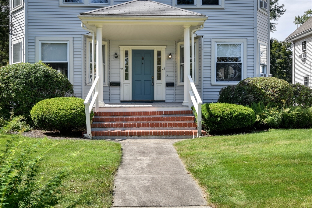 76 Walnut St, Natick