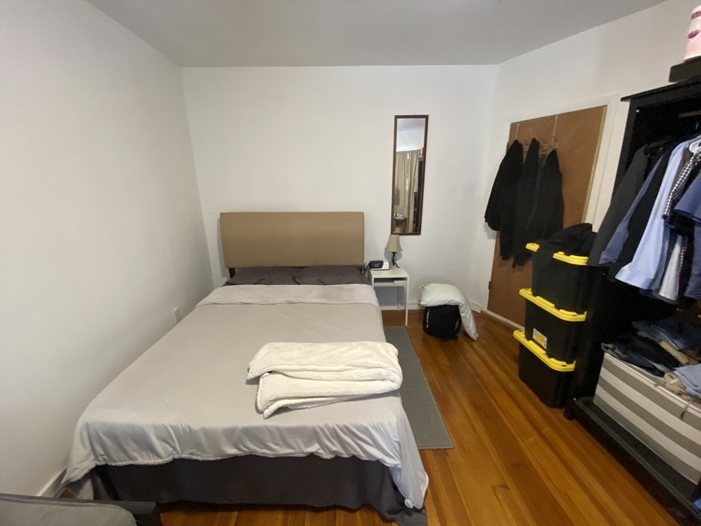 5 Lexington Ave, Powder House Square