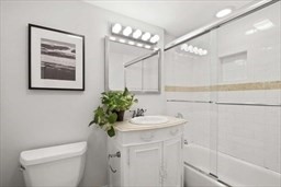 244 Beacon St, Back Bay