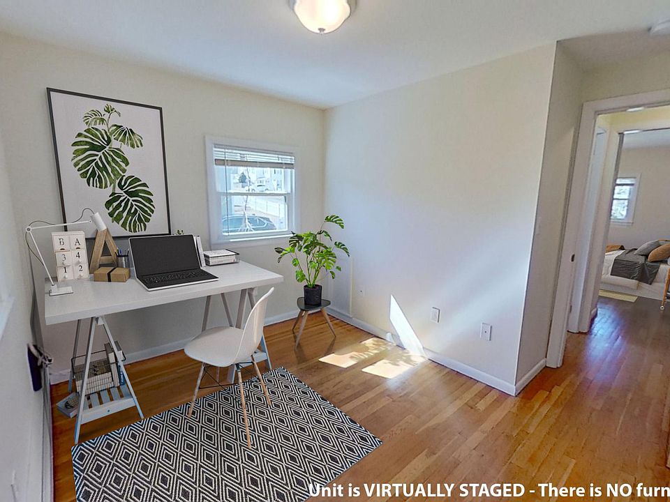 8 Friend St, South Side